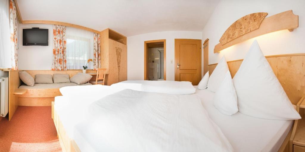 Pension Bergwelt Neustift im Stubaital Habitación foto